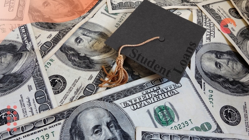 Advantages of Personal Loans for Students Advantages of Personal Loans for Students